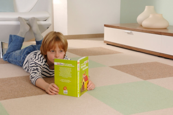 Tretford Teppichfliesen in den Farben braun und beige